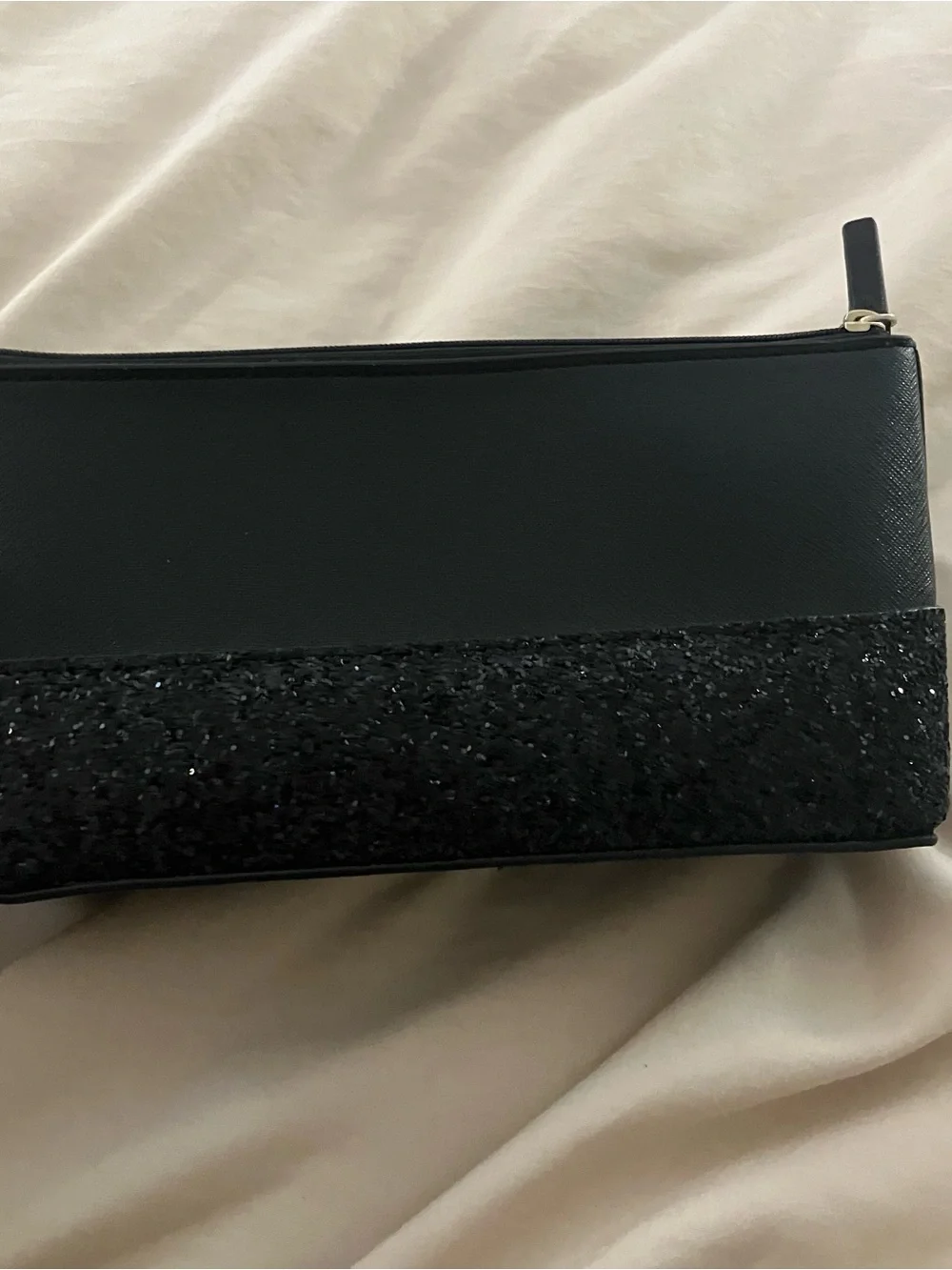 Kate Spade New York Black Saffiano Leather Glitter Makeup Bag Cosmetic Pouch Zip